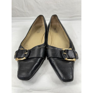 Michael Kors Black Leather Pointed Toes with Gold Buckle 8.5 M